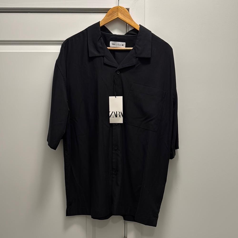 Zara Men's Black Shirt